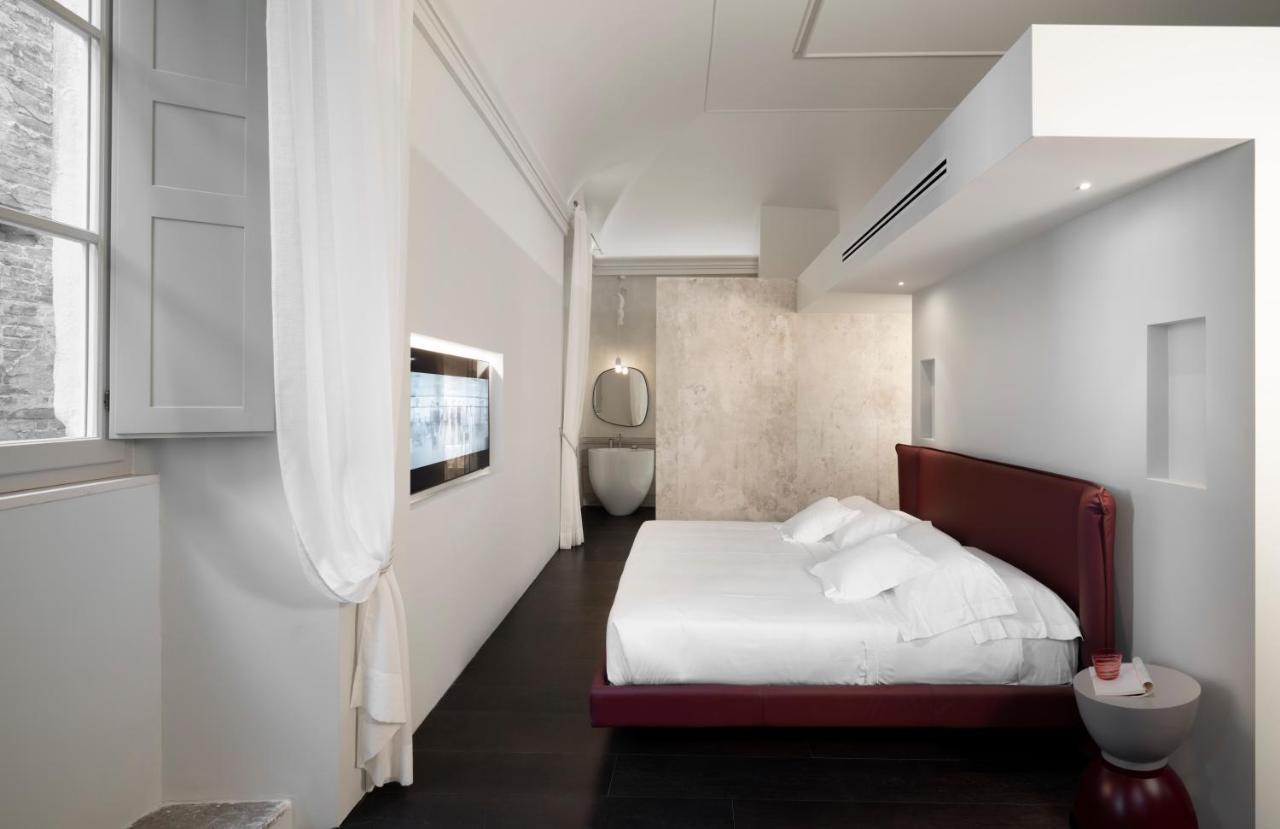 Palazzo Giusti Suites And Spa ウルビーノ エクステリア 写真