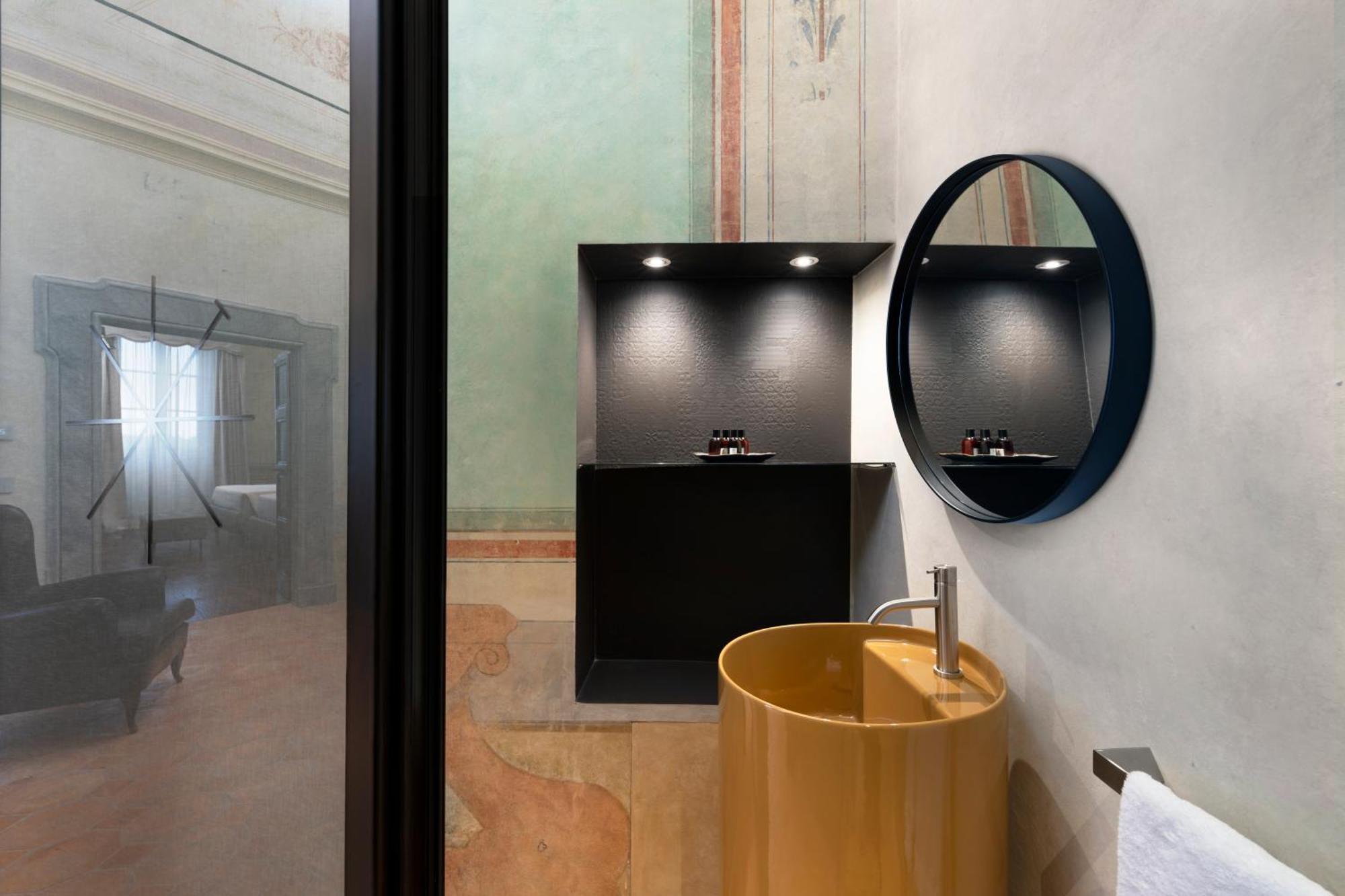 Palazzo Giusti Suites And Spa ウルビーノ エクステリア 写真